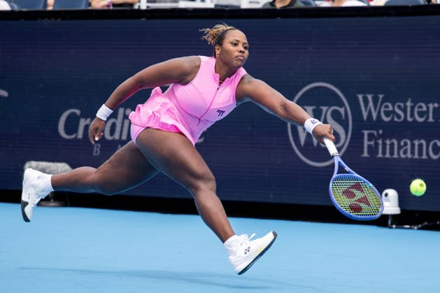 August 16, 2026, Mason, Ohio, U.S: Taylor Townsend (USA) is unable to catch up to a shot at the corner during SundayÃ¢â‚¬â ¢s second round of the Cincinnati Open at the Lindner Family Tennis Center , Mason, Oh. Tennis 2026 - Cincinnati Open WTA, Tennis Damen  - ZUMAs304 20260816_zaf_s304_139 Copyright: xScottxStuartx
