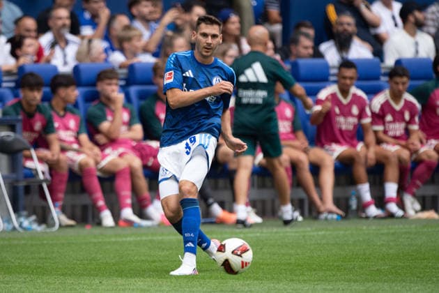 Maximilian WOEBER Wöber, GE Action, Individual Action, Soccer Friendly Match: FC Schalke 04 vs. Real Madrid 0–3 on August 16, 2026, at the Veltins Arena in Gelsenkirchen, Germany. DFL regulations prohibit any use of photographs as image sequences and or quasi-video. Â