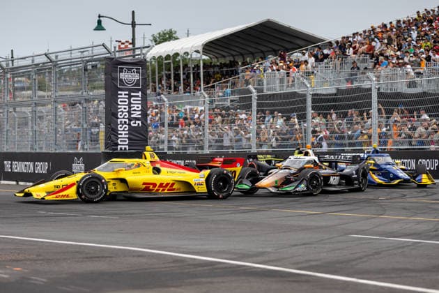 2026 Ontario Honda Dealers Indy At Markham - Race Alex Palou ( 10), of Chip Ganassi Racing Honda, leads a pack of cars during the 2026 Ontario Honda Dealers Indy at Markham on the Streets of Markham in Markham, Ontario, on August 16, 2026. Markham Canada  Copyright: xMathewxKox originalFilename:ko-notitle260816_npMVv