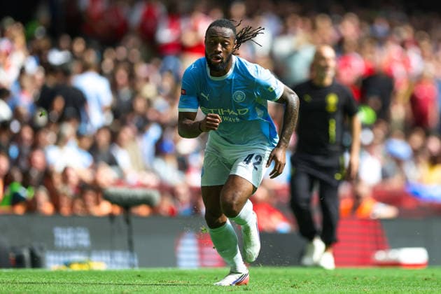 Arsenal v Manchester City, FA Community Shield Antoine Semenyo (42) of Manchester City during the FA Community Shield match between Arsenal and Manchester City at Principality Stadium, Cardiff, UK on 16 August 2026. Editorial use only DataCo restrictions apply See www.football-dataco.com , Copyright: xNigelxKeenex PSI-24687-0090