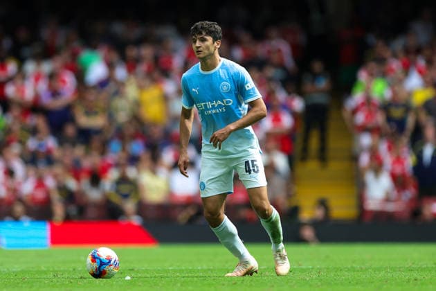 Arsenal v Manchester City, FA Community Shield Abdukodir Khusanov (45) of Manchester City during the FA Community Shield match between Arsenal and Manchester City at Principality Stadium, Cardiff, UK on 16 August 2026. Editorial use only DataCo restrictions apply See www.football-dataco.com , Copyright: xNigelxKeenex PSI-24687-0092