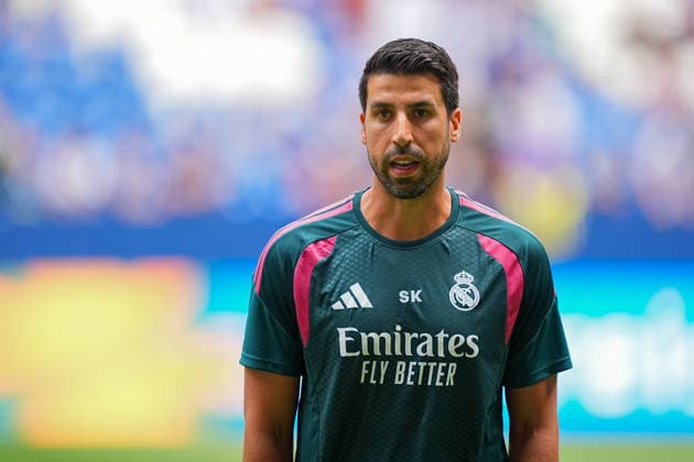 August 16, 2026, xydrx, Men s, Soccer, Friendly Match, FC Schalke 04 vs. Real Madrid, 2026–2027 Season, Veltins Arena, Sami Khedira, Assistant Coach, Real Madrid. DFB regulations prohibit any use of photographs as image sequences and or quasi-video. Copyright: HMBxMedia YannisxDreimann