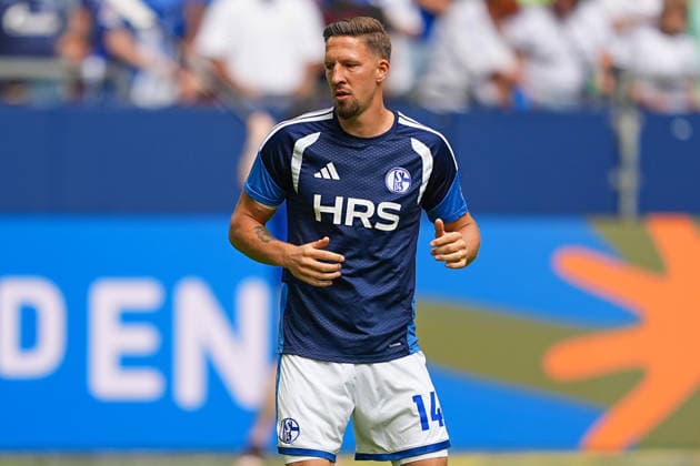 August 16, 2026, xydrx, Men s, Soccer, Friendly Match, FC Schalke 04 vs. Real Madrid, 2026–2027 Season, Veltins Arena, Janik Bachmann, FC Schalke 04, 14. DFB regulations prohibit any use of photographs as image sequences and or quasi-video Copyright: HMBxMedia YannisxDreimann