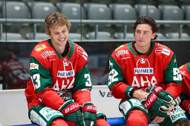 Tim Wohlgemuth 33 Augsburg Panthers, Enrico Henriquez Morales 52 Augsburg Panthers, team and player photos, Augsburg Panthers, 2026–2027 season, ice hockey, Penny DEL, August 17, 2025, Augsburg, Bavaria, Germany Copyright: xkolbert-press ChristianxKolbertx