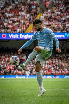 RECORD DATE NOT STATED 16th August 2026; Millennium Stadium, Cardiff, Wales; Community Shield Football, Arsenal versus Manchester City; Josko Gvardiol of Manchester City crosses the ball into the box GodfreyxPitt
