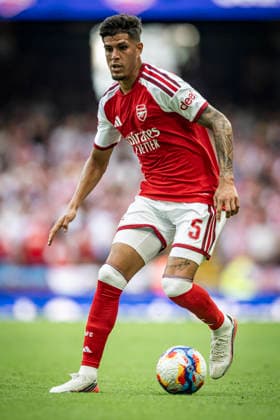 RECORD DATE NOT STATED 16th August 2026; Millennium Stadium, Cardiff, Wales; Community Shield Football, Arsenal versus Manchester City; Piero Hincapie of Arsenal on the ball GodfreyxPitt