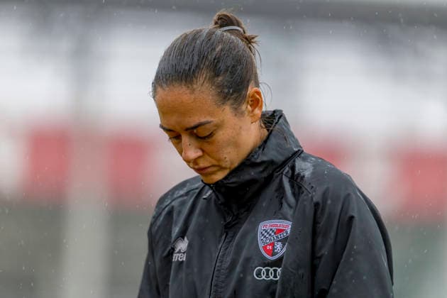 Ingolstadt, Germany, August 18, 2026; 3. Liga 2026–2027; FC Ingolstadt 04; Training; Pictured: FCI coach Sabrina Wittmann looking pensive on the field at the Audi Sportpark Bayern training facility Copyright: xFotostandx xSchäferx