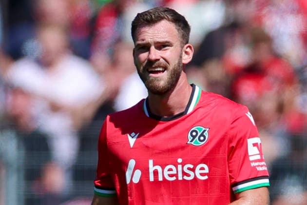 Boris Tomiak of Hannover 96 looks disappointed during the 2. Bundesliga match between Hannover 96 and VfL Wolfsburg, Heinz von Heiden Arena on August 16, 2026, in Hanover, Germany. Photo by Marco Steinbrenner, DeFodi Images. Boris Tomiak of Hannover 96 looks dejected during the 2nd Bundesliga match between Hannover 96 and VfL Wolfsburg at Heinz von Heiden Arena on August 16, 2026 in Hanover, Germany. Photo by Marco Steinbrenner, DeFodi Images. DFB and DFL regulations prohibit any use of photographs as image sequences and or quasi-video. Photo by Marco Steinbrenner, DeFodi Images.
