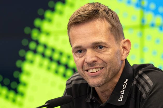 Media Training by DFB Schiri GmbH: Dr. Jochen Drees, Head of Video Assistants at DFB Schiri GmbH, addresses the participants at the media training information session for referees on August 18, 2026, in Frankfurt am Main, Frankfurt am Main, Hesse, Germany, DFB Campus