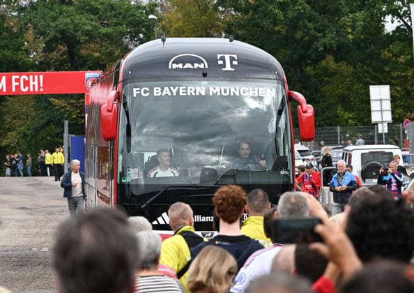 August 18, 2026, xsltx, soccer exhibition match, 1. FC Heidenheim vs. FC Bayern Munich v l Strahlkraft Bayern is coming DFL DFB REGULATIONS PROHIBIT ANY USE OF PHOTOGRAPHS as IMAGE SEQUENCES and or QUASI-VIDEO