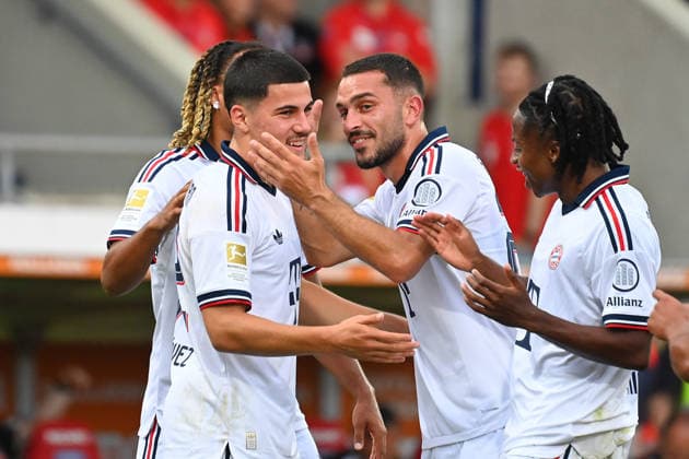 Felipe CHAVEZ of Bayern Munich celebrates after scoring the 1-1 goal with Arijon IBRAHIMOVIC of Bayern Munich; on the left, Sacha BOEY; on the right, Wisdom MIKE of Bayern Munich; celebration,joy, excitement, action—soccer friendly match between 1. FC Heidenheim and FC Bayern Munich on August 18, 2025, at the VOITH ARENA