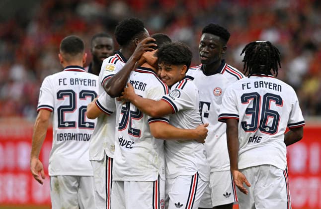 GOAL: 1-1 Felipe Chavez, FC Bayern Munich (FCB) 32 Goal celebration: Maycon Cardozo, FC Bayern Munich (FCB) 49 Wisdom Mike, FC Bayern Munich (FCB) 36 Arjion Ibrahimovic, FC Bayern Munich (FCB) 22 Alphonso Davies, Bayern Munich (FCB) 19 1 FC Heidenheim 1846 FCH vs. FC Bayern Munich FCB Friendly Match August 18, 2026 DFL regulations prohibit any use of photographs as image sequences and or quasi-video 1 FC Heidenheim 1846 FCH vs. FC Bayern Munich FCB Friendly Match