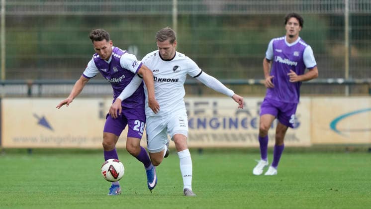 August 18, 2026, Getränke Hoffmann Stadium, Spelle, GER, 2nd Division and Oberliga Friendly Match: SC Spelle Venhaus vs. VfL Osnabrück, Steffen Schepers (Spelle 19) vs. Konrad Faber (VfL Osnabrück 28). DFL regulations prohibit any use of photographs as image sequences and or quasi-video. Spelle, Lower Saxony, Getränke Hoffmann Stadium