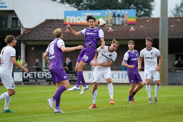 August 18, 2026, Getränke Hoffmann Stadium, Spelle, GER, 2nd Division and Oberliga friendly match: SC Spelle Venhaus vs. VfL Osnabrück, 3-1 header goal by Theo Janotta, VfL Osnabrück 20. DFL regulations prohibit any use of photographs as image sequences and or quasi-video. Spelle, Lower Saxony, Getränke Hoffmann Stadium