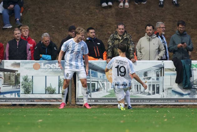 August 18, 2026, Men s Soccer, 2026–2027 Season, Bavarian Regional League, Matchday 5: TSV Aubstadt vs. TSV 1860 Munich—Fabio Wagner (9), TSV 1860 Munich, and Emre Erdogan (19), TSV 1860 Munich celebrate the 0–2 victory at Sulzfeld Schulstadion, Aubstadt, NGN Arena, Bavaria, Germany