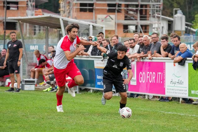 Head-to-head between Moritz Jeggle (TSV Berg, 5) and Alexandre Nogueira Azevedo (SSV Ulm 1846 Soccer, 3), GER, TSV Berg vs. SSV Ulm 1846 Soccer, Soccer, WFV Cup, Round 3, 2026–2027 season, August 18, 2026, GER, TSV Berg vs. SSV Ulm 1846 Soccer, Soccer, WFV Cup, Round 3, 2026–2027 season, August 18, 2026, Berg Copyright: xEibner-Pressefoto MaximilianxRistx EP_MRT