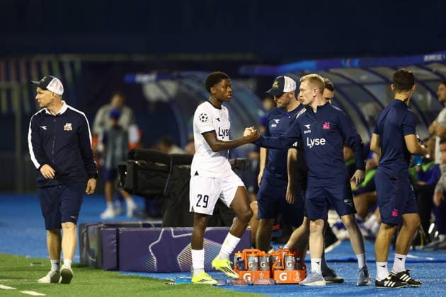 Champions League Qualifying, Playoff: Dinamo Zagreb vs. Viking Zagreb, August 18, 2026. Viking s Tobias Moi is substituted in the second half of the Champions League qualifying playoff match between Dinamo Zagreb and Viking at Maksimir Stadium. Photo: Nikola Krstic, NTB, Zagreb, Croatia. EDITORIAL USE ONLY. RESTRICTED USE FOR BETTING COMPANIES  Copyright: xNikolaxKrsticx xNTBx