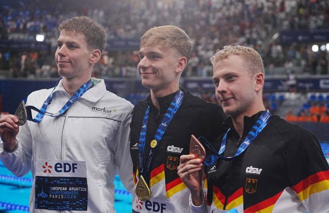 15 Aout European Aquatics Championships Paris 2026 Finales SARKANY Zalan of Hongrie , LiebMann Johannes and Klemet Olivier of Germany During Podium 1500 M Freestyle Men at the European Swimming Championships at the Greater Paris Metropolis Olympic Aquatics Centre in Paris (France) on August 15, 2026.Credit Laurent Lairys Podium 50 M Freestyle Women at the European Swimming Championships at the Greater Paris Metropolis Olympic Aquatics Centre in Paris (France) on August 12, 2026.Credit Laurent Lairys Podium 50 M Freestyle Women at the European Swimming Championships at the Greater Paris Metropolis Olympic Aquatics Centre in Paris (France) on August 15, 2026.Credit Laurent Lairys During Finale 4000 M Freestyle Men at the European Swimming Championships at the Greater Paris Metropolis Olympic Aquatics Centre in Paris (France) on August 16 2026.Credit Laurent Lairys parisFrance  Copyright: xLaurentxLairysx
