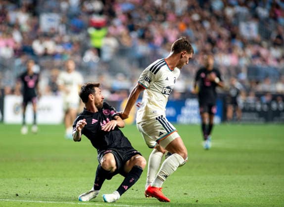 August 19, 2026, Chester, Pennsylvania, United States: Inter Miami player,LIONEL MESSI (10) in action against the UnionÃ¢â‚¬â ¢s FRANKIE WESTFIELD (39) during the match at Subaru Park in Chester PA Soccer 2026: Union Vs Inter Miami  - ZUMArf1_ 20260819_zaf_rf1_009 Copyright: xRickyxFitchettx