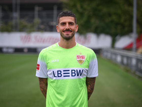 SOCCER: BUNDESLIGA 1, 2026–2027 SEASON, August 18, 2026: Photo shoot at VfB Stuttgart’s training facility with goalkeeper Fabian Bredlow