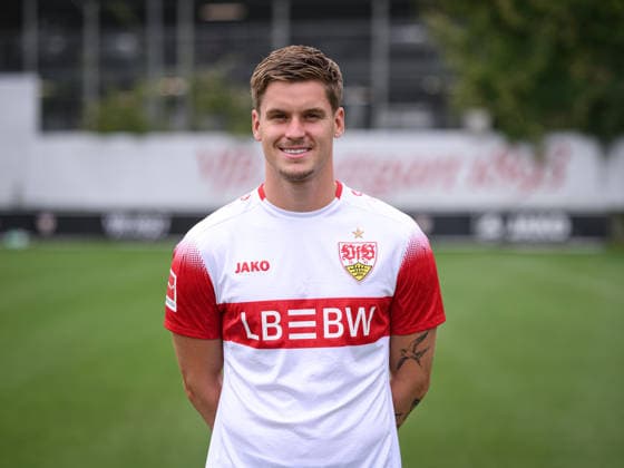 SOCCER: BUNDESLIGA 1, 2026–2027 SEASON, August 18, 2026: Photo shoot at VfB Stuttgart’s training facility with Ramon Hendriks