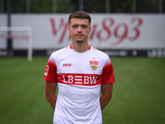 SOCCER: BUNDESLIGA 1, 2026–2027 SEASON, August 18, 2026: Photo shoot at VfB Stuttgart’s training facility with Dzenan Pejcinovic