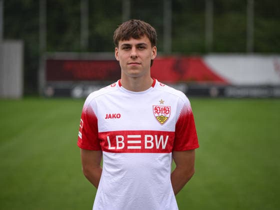 SOCCER: 1ST BUNDESLIGA, 2026–2027 SEASON, August 18, 2026: Photo shoot at VfB Stuttgart’s training facility with Leo Sauer