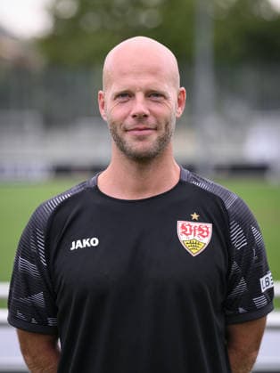 SOCCER: BUNDESLIGA 1, 2026–2027 SEASON, August 18, 2026: Photo shoot at VfB Stuttgart’s training facility with assistant coach Philip Kipp