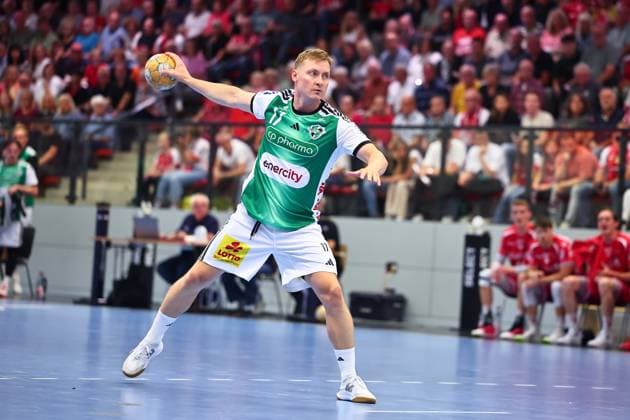 August Pedersen, TSV Hannover Burgdorf, 17 on a penalty throw, GER, TuS Ferndorf vs. TSV Hannover Burgdorf, Handball, DHB Cup, 1st Round, 2026–2027 season, August 21, 2026, Germany, TuS Ferndorf vs. TSV Hannover Burgdorf, Handball, DHB Cup, Round 1, 2026–2027 season, August 21, 2026, Kreuztal Copyright: xEibner-Pressefoto RenexWeissx EP_RWS