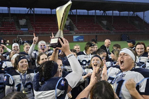 LKS 20260822 Team Finland players celebrate the gold medal after winning Germany 6-0 at the IFAF American football Women’s European Championships in the Gold Medal Game of the 2025 26 tournament Finland vs. Germany in Vantaa, Finland August 22, 2026. - MARKKU ULANDER Vantaa Finland lHTbRm5yDhk  Copyright: xMarkkuxUlanderx lHTbRm5yDhk