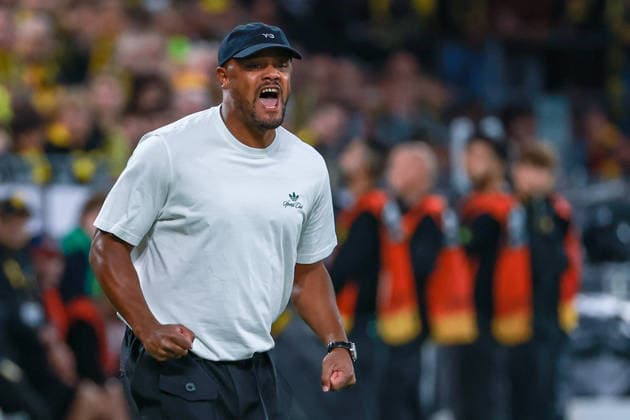 Franz Beckenbauer Super Cup 2026: Borussia Dortmund vs. FC Bayern Munich on August 22, 2026, at Signal Iduna Park in Dortmund. Coach Vincent Kompany of Munich shouts and clenches his fists. MH