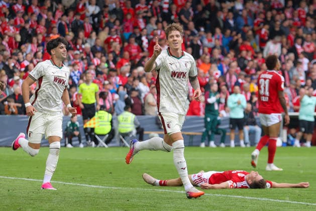 August 22, 2026, xtgx, Soccer DFB Cup 1st Round Energie Cottbus vs. FC Augsburg emspor, from left: Kristijan Jakic (Augsburg), 17 Cheering, Goal celebration, cheering over the goal, celebrate the goal, celebration DFL DFB REGULATIONS PROHIBIT ANY USE OF PHOTOGRAPHS as IMAGE SEQUENCES and or QUASI-VIDEO Cottbus