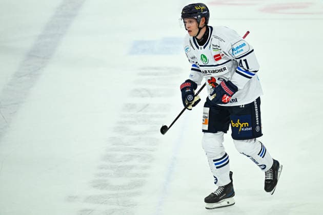 Maximilian Eisenmenger, Iserlohn Roosters, 41; Iserlohn Roosters vs. Grizzlys Wolfsburg, SACHSENLOTTO Cup 2026, August 28, 2026; Iserlohn Roosters vs. Grizzlys Wolfsburg, SACHSENLOTTO Cup 2026, August 28, 2026, Dresden Copyright: xEibner-Pressefoto xHoepnerx EP_PHR