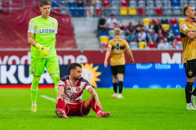Jerik von der Felsen, VFB Stuttgart II, 01, Yassine Bouchama, Fortuna Düsseldorf, 05, lying on the ground in disbelief, Fortuna Düsseldorf vs. VFB Stuttgart II, Soccer, 3rd Division, Matchday 03, 2026–27 season, August 28, 2026, DFL regulations prohibit any use of photographs as image sequences and or quasi-video, Fortuna Düsseldorf vs. VFB Stuttgart II, soccer, 3. Liga, Matchday 3, 2026–27 season, August 28, 2026, Düsseldorf Copyright: xEibner-Pressefoto LukasxBaldygax EP_LBA