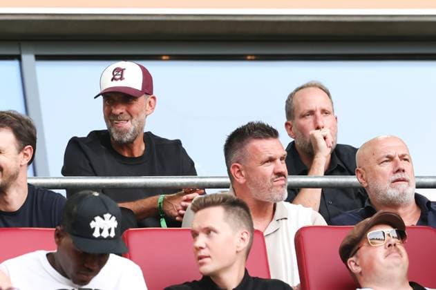 German National Team Coach Jürgen Klopp, FC Augsburg Chief Financial Officer Michael Stroell, FC Augsburg vs. FC Schalke 04, Soccer, Bundesliga 1, Matchday 1, August 30, 2026. DFB regulations prohibit any use of photographs as image sequences and or quasi-video. Augsburg, Bavaria, Germany Copyright: xkolbert-press ChristianxKolbertx