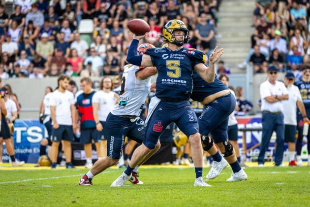 Rocky Lombardi (Dresden Monarchs, 05 Quarter Back) Dresden Monarchs vs ifm Razorbacks Ravensburg, American Football, German Football League, Week 17, 2026, 30.08.2026, Dresden Heinz-Steyer-Stadion Saxony Germany Copyright: xPFA SebastianxJustx