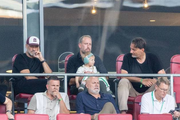 Germany National Team Coach Juergen Klopp, FC Augsburg Managing Director Michael Stroell, and FC Augsburg President Markus Krapf (from left), FC Augsburg vs. FC Schalke 04, Bundesliga Soccer, 1st Bundesliga, Matchday 01, August 30, 2026. DFB regulations prohibit any use of photographs as image sequences and or quasi-video. Copyright: xkolbert-press PeterxFastlx