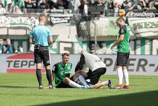 Germany 3rd League 2026–2027, Matchday 4: SC Preußen Münster vs. TSV Havelse, Saturday, September 5, 2026, LVM Preußenstadion, Münster, North Rhine-Westphalia, Germany. Niko Koulis of SC Preußen Münster, 24, is lying on the ground. Copyright: xMerlexKölkingx