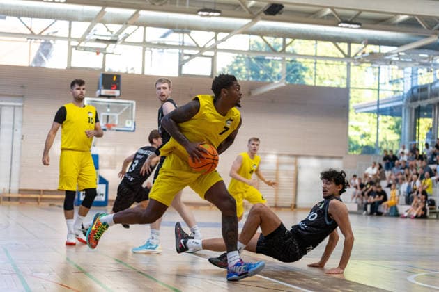 Desmond Watson of the Kreisbau Kirchheim Knights, No. 04, dominates here. Kreisbau Kirchheim Knights vs. Tübingen Tigers, Basketball, Barmer Basketball 2. Bundesliga ProA, Exhibition Game, 2026–2027 Season, September 5, 2026, Kreisbau Kirchheim Knights vs. Tübingen Tigers, Basketball, Barmer Basketball 2. Bundesliga ProA, Exhibition Game, 2026–2027 Season, September 5, 2026, Kirchheim Copyright: xEibner-Pressefoto DavidexDixGiovannix EP_DGI