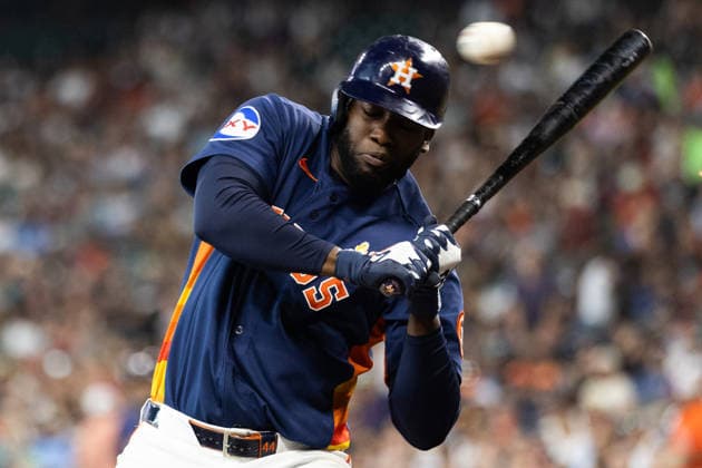 September 6, 2026, Houston, Texas, USA: Houston Astros designated hitter YORDAN ALVAREZ (44) dodges a ball during the third inning of a Major League Baseball game between the Arizona Diamondbacks and the Houston Astros, September 6th, 2026, at Daikin Park in Houston, Texas. Houston USA - ZUMAg287 20260906_zsp_g287_030 Copyright: xMatthewxGuzmanx