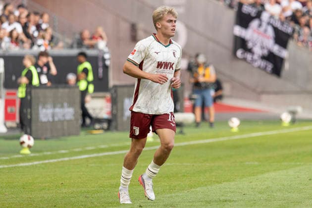 1 Bundesliga: Eintracht Frankfurt vs. FC Augsburg, September 6, 2026; Hennes Behrens, FC Augsburg 16, headshot, portrait, Eintracht Frankfurt vs. FC Augsburg, Frankfurt, Deutsche Bank Park, September 6, 2026 Copyright: xBEAUTIFULxSPORTS Gawlikx