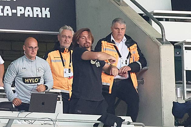 September 5, 2026, xrekx, Soccer, Bundesliga 1, Borussia Mönchengladbach vs. SV Elversberg, goal making it 3–3 by Vincent Wagner; SV 07 Elversberg coach gives instructions, gesticulates with his arms, gesticulating DFL DFB REGULATIONS PROHIBIT ANY USE OF PHOTOGRAPHS AS IMAGE SEQUENCES AND OR QUASI-VIDEO Mönchengladbach