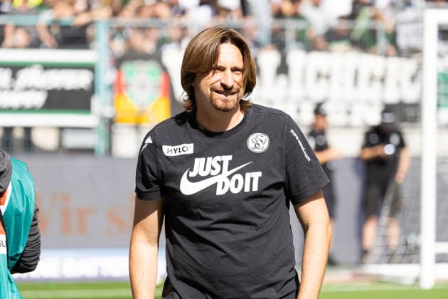 Mönchengladbach, Germany, May 3, 2026, Bundesliga 1, 2026–2027 Season, Matchday 2: Borussia Mönchengladbach vs. SV Elversberg. Pictured: Coach Vincent Wagner. SV DFL DFB regulations prohibit any use of photographs as image sequences and or quasi-video content. Borussia Park, North Rhine-Westphalia Copyright: xFotostandx xGörtzx