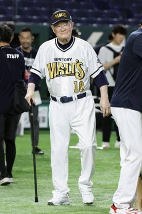 Japanese baseball great Harimoto dies Japanese baseball great Isao Harimoto is pictured during a baseball game featuring former Japanese professional players in Tokyo on July 27, 2026. Harimoto, a Japanese Baseball Hall of Famer who set the Nippon Professional Baseball career hits record with 3,085 hits in 2,752 games, died on Sept. 9, at age 86.  A14AA0005627363P