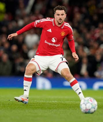 Manchester, England, 10th September 2026. Mason Mount of Manchester United, ManU during the Manchester United vs Sabah UEFA Champions League match at Old Trafford, Manchester. Picture credit should read: Andrew Yates Sportimage EDITORIAL USE ONLY. No use with unauthorised audio, video, data, fixture lists, club league logos or live services. Online in-match use limited to 120 images, no video emulation. No use in betting, games or single club league player publications. SPI_119_AY_Man_Utd_Sabah SPI-4989-0119
