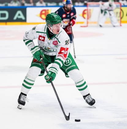260911 Fredrik Olofsson of Rögle during the CHL game between Rögle and RB Salzburg on September 11, 2026 in Ängelholm. Photo by Niclas Jönsson, BILDBYRAN COP 273 NO0441. ice hockey, CHL Champions Hockey League, Rögle, Red Bull Salzburg, Rögle BBENG, ice hockey, CHL Champions Hockey League, Rögle, Red Bull Salzburg, Rögle BBENG Copyright: NICLASxJÖNSSON BB260911NO078