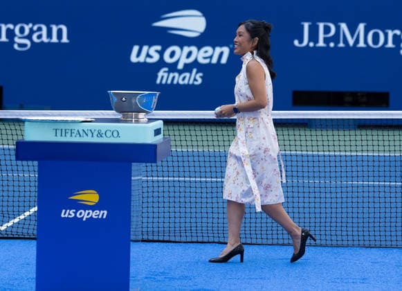 2026 US Open - Day 13 NEW YORK, NEW YORK - SEPTEMBER 11: USTA Vice President, Maggie Chan Jones at the trophy presentation for Taylor Townsend of the United States and Katerina Siniakova of the Czech Republic who defeated Robin Montgomery of the United States and Ashlyn Krueger of the United States in the Women’s Doubles Final during the 2026 US Open - Day 13 at USTA Billie Jean King National Tennis Center on September 11, 2026 in New York, New York. New York USTA Billie Jean King National Tennis Center New York United States Copyright: xSusanxMullane ISIxPhotosx 9758