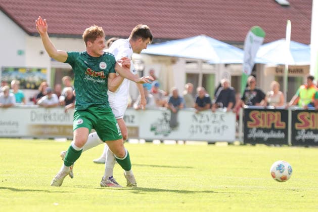 September 12, 2026, Soccer, Men s, Bavarian Regional League, 2026–2027 Season, Matchday 8: VfB Eichstätt vs. FC Schweinfurt 05. From left: Markus Müller (VfB Eichstätt, 19) against Kevin Fery (FC Schweinfurt 05, 15). Eichstätt Hirsch Sportpark, Bavaria, Germany