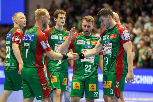 September 13, 2026, xgox, Handball: Opel HBL SC Magdeburg vs. HSG Wetzlar emspor, from left: Matthias Musche (Magdeburg), 6, Lukas Mertens (Magdeburg), 22, Elvar Oern Jonsson (Magdeburg), 19; cheering, goal celebration, celebrating the goal, Magdeburg
