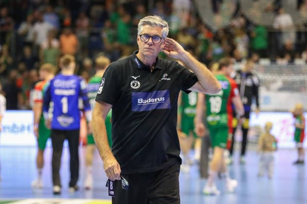 September 13, 2026, xgox, Handball Opel HBL SC Magdeburg vs. HSG Wetzlar, from left: Runar Sigtryggsson (Wetzlar), coach looks disappointed, looks dejected, looks downcast, looks disappointed (Magdeburg)